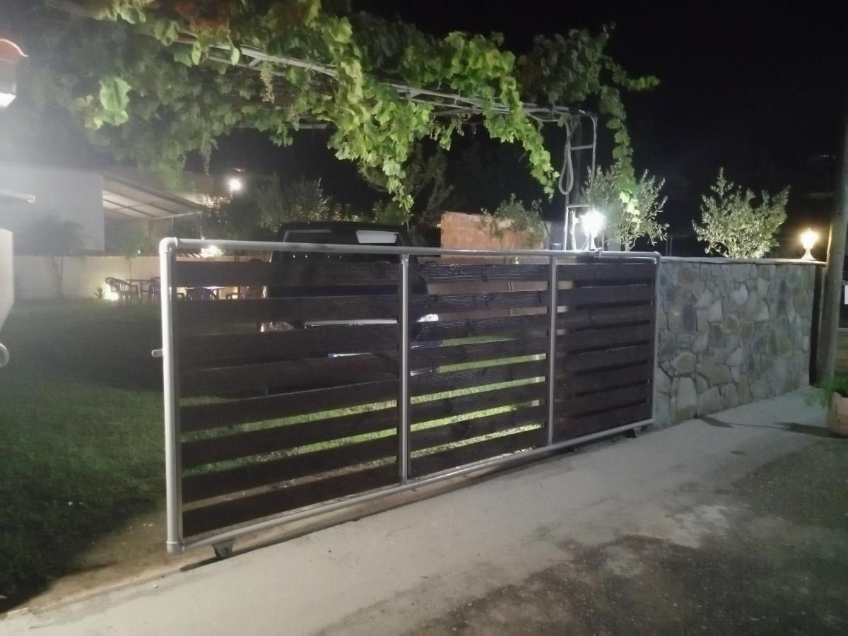 Ο Ακλόνητος Aparthotel Néa Meságkala Εξωτερικό φωτογραφία